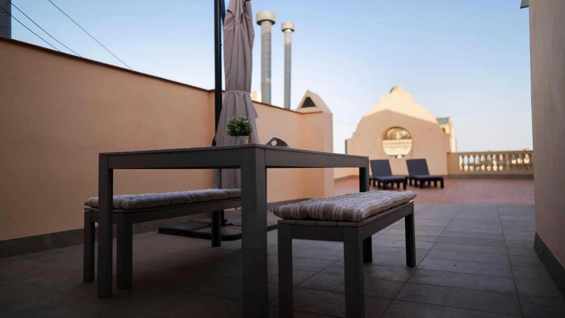 Ferienwohnung Atico Con Terraza En El Corazon De Barcelona Spanien