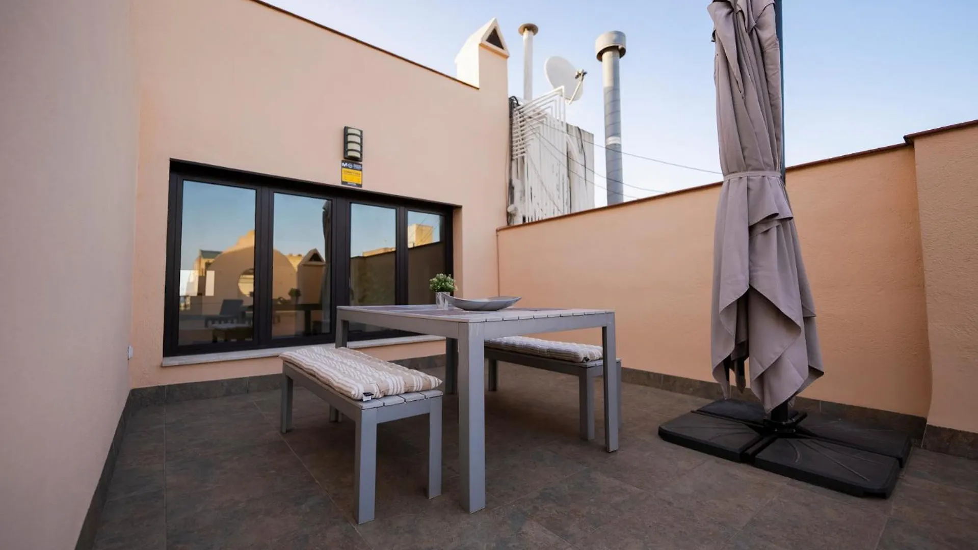 Ferienwohnung Atico Con Terraza En El Corazon De Barcelona Apartment
